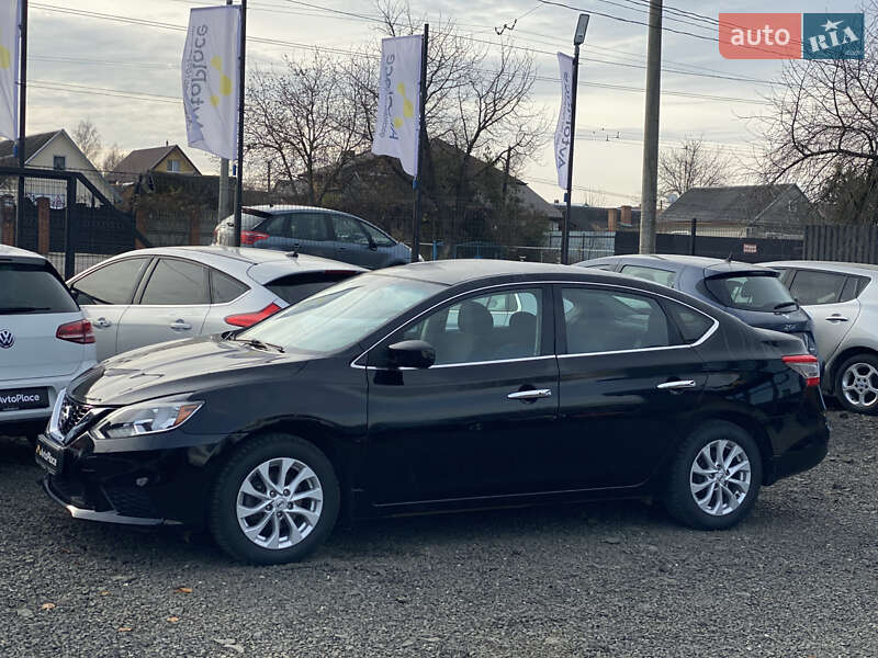 Седан Nissan Sentra 2019 в Луцке