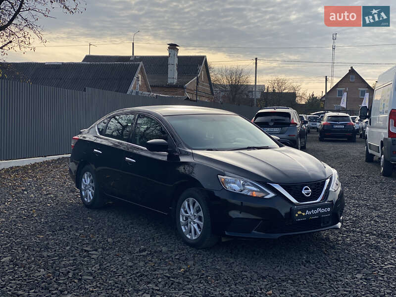 Седан Nissan Sentra 2019 в Луцке
