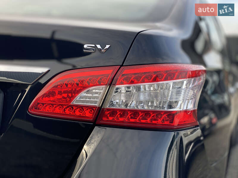 Седан Nissan Sentra 2019 в Луцке