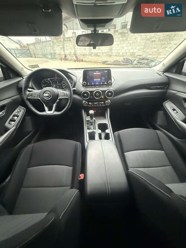 Седан Nissan Sentra 2020 в Киеве фото 12 Седан Nissan Sentra 2020 в Киеве