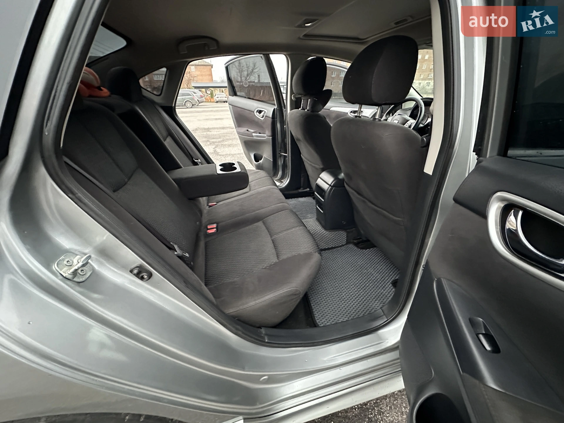 2013 Nissan Sentra - мініатюра 28