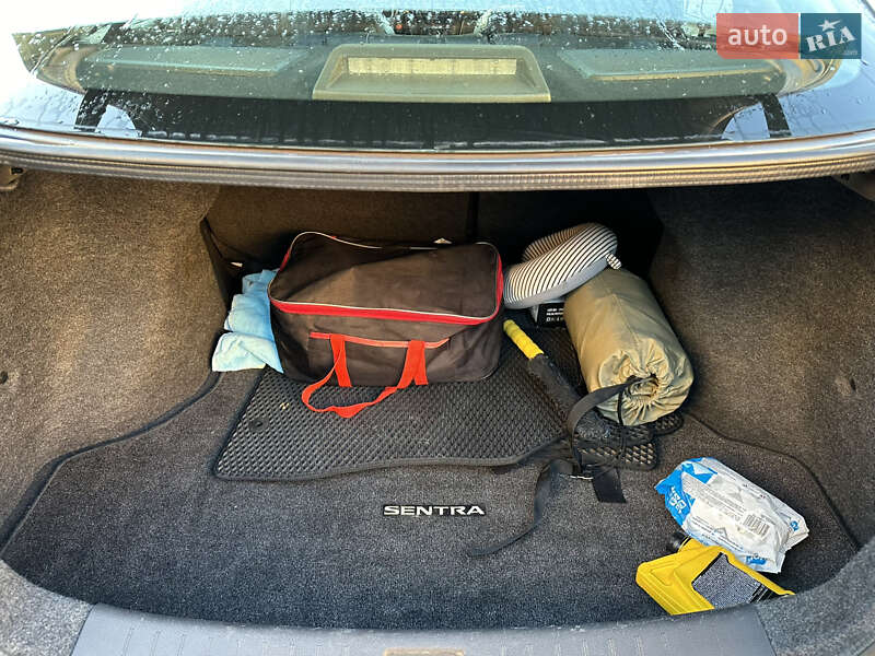 Седан Nissan Sentra 2016 в Вінниці фото 13 Седан Nissan Sentra 2016 в Вінниці