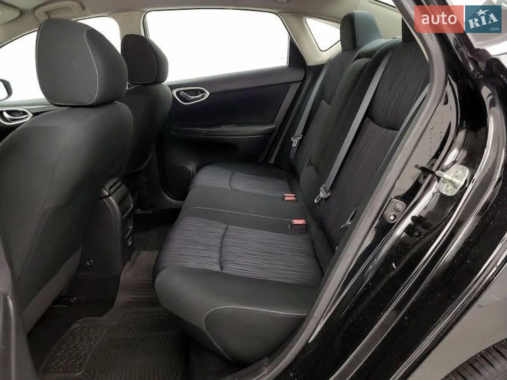 2019 Nissan Sentra - мініатюра 5