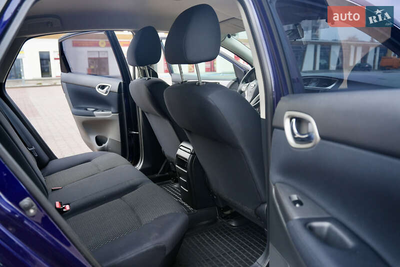 Седан Nissan Sentra 2015 в Киеве