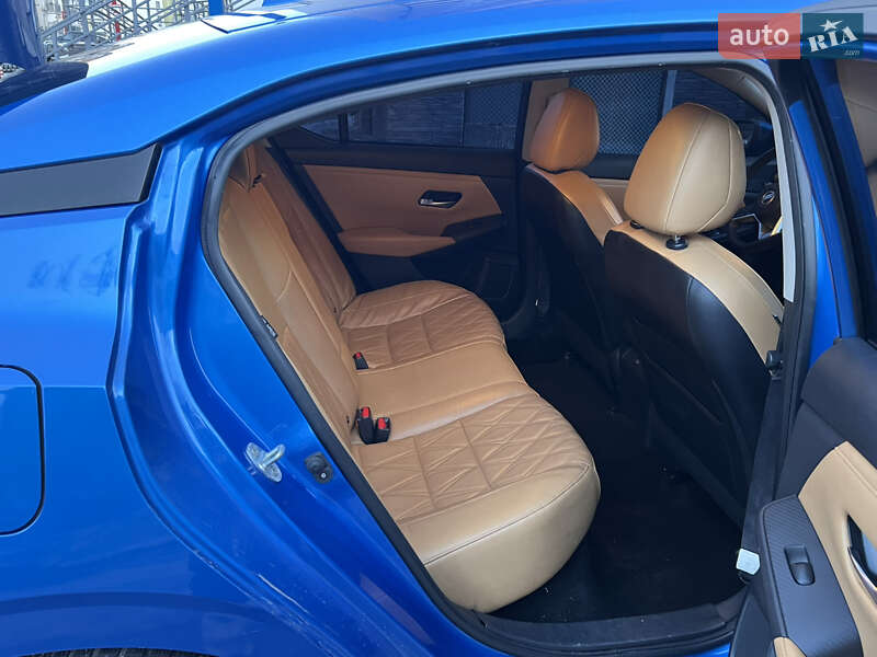 Седан Nissan Sentra 2021 в Киеве