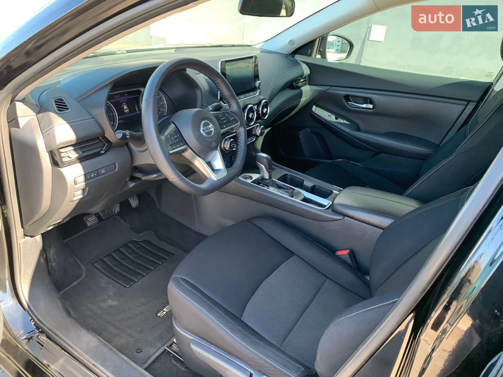 2021 Nissan Sentra - мініатюра 28
