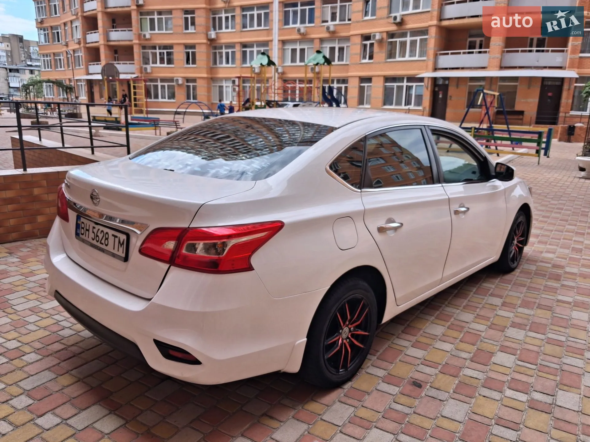 2016 Nissan Sentra - мініатюра 30