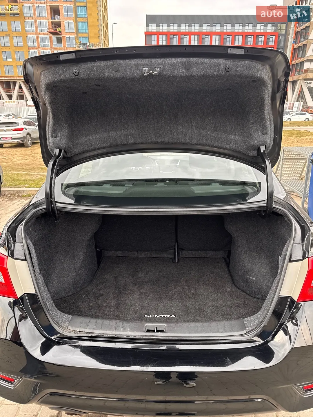 2018 Nissan Sentra - мініатюра 20