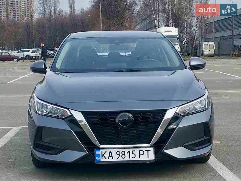 Седан Nissan Sentra 2020 в Киеве фото Седан Nissan Sentra 2020 в Киеве