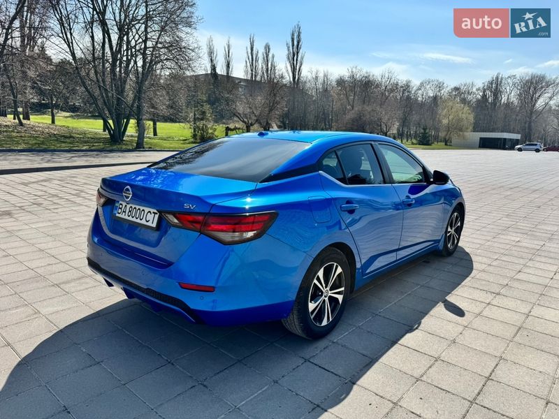 Седан Nissan Sentra 2020 в Кременчуге