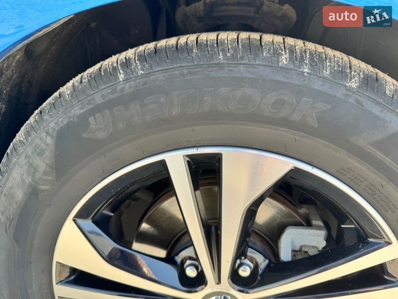 Седан Nissan Sentra 2020 в Кременчуге