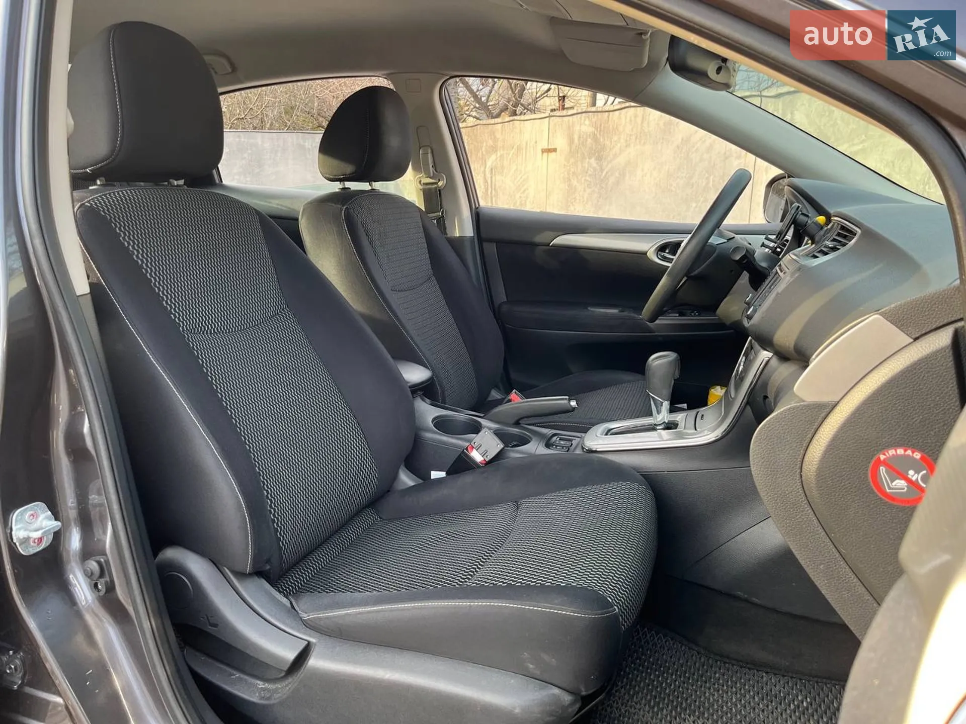 2015 Nissan Sentra - мініатюра 13