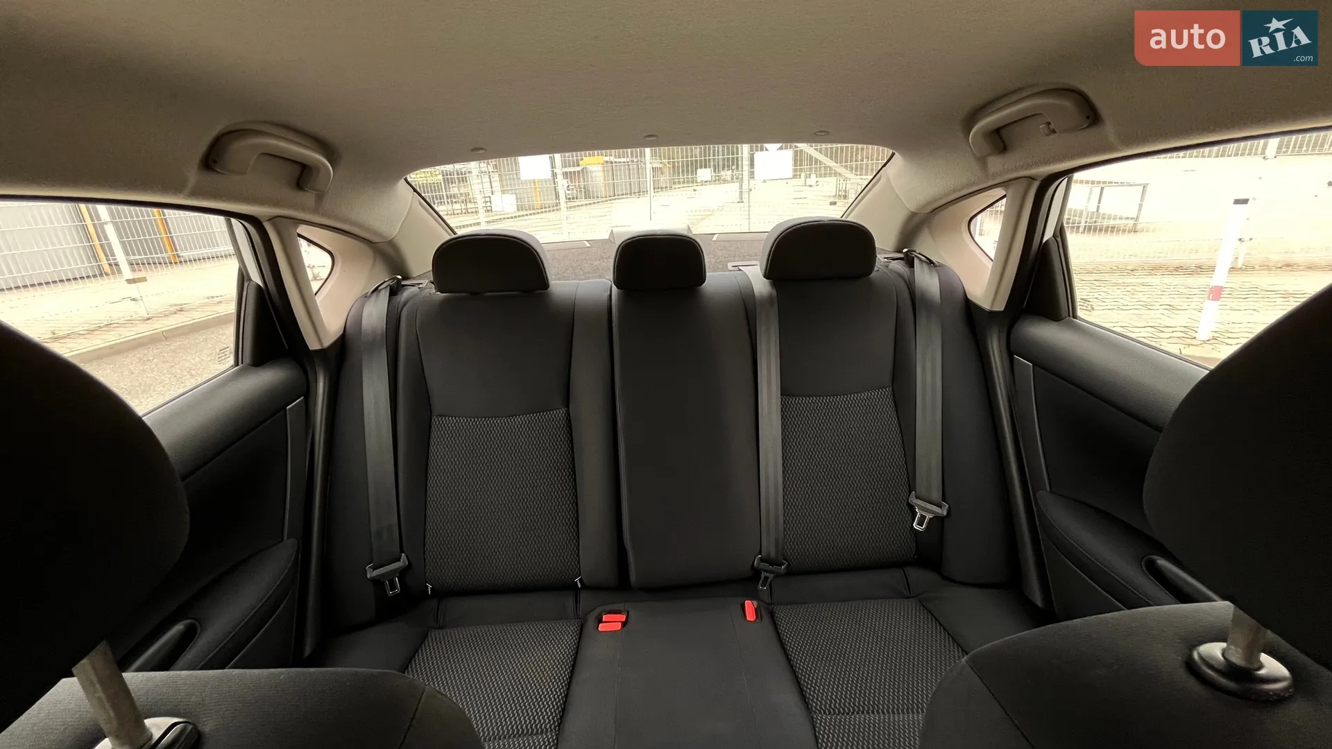 2015 Nissan Sentra - мініатюра 21