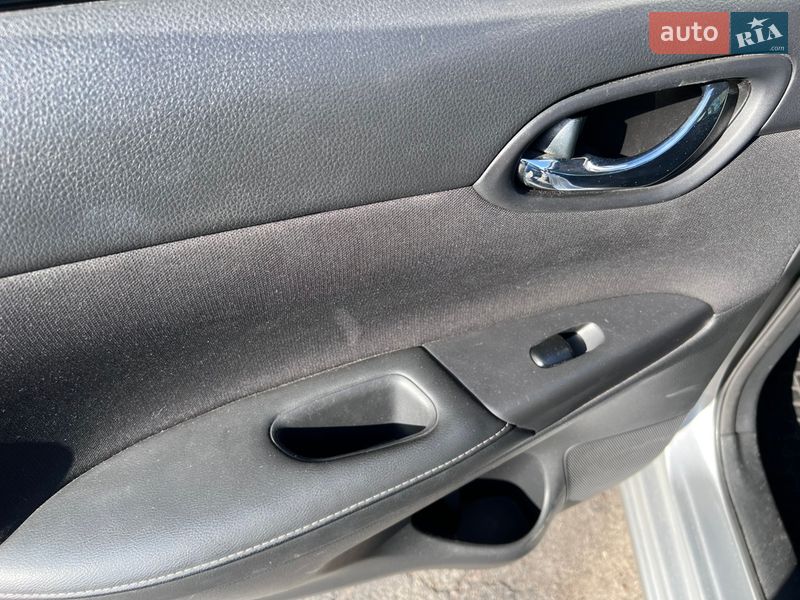 Седан Nissan Sentra 2016 в Киеве фото 20 Седан Nissan Sentra 2016 в Киеве