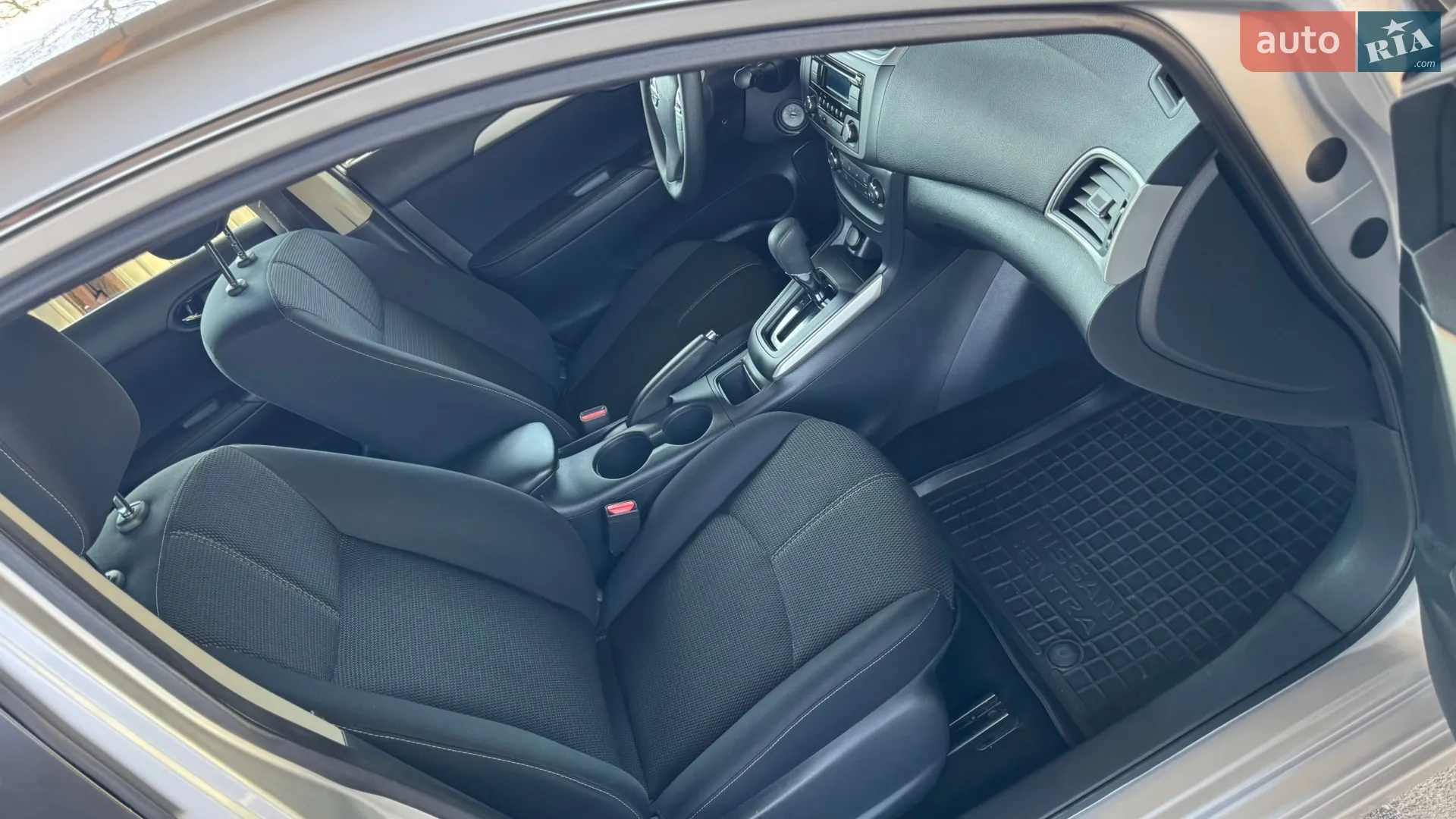 2016 Nissan Sentra - мініатюра 46