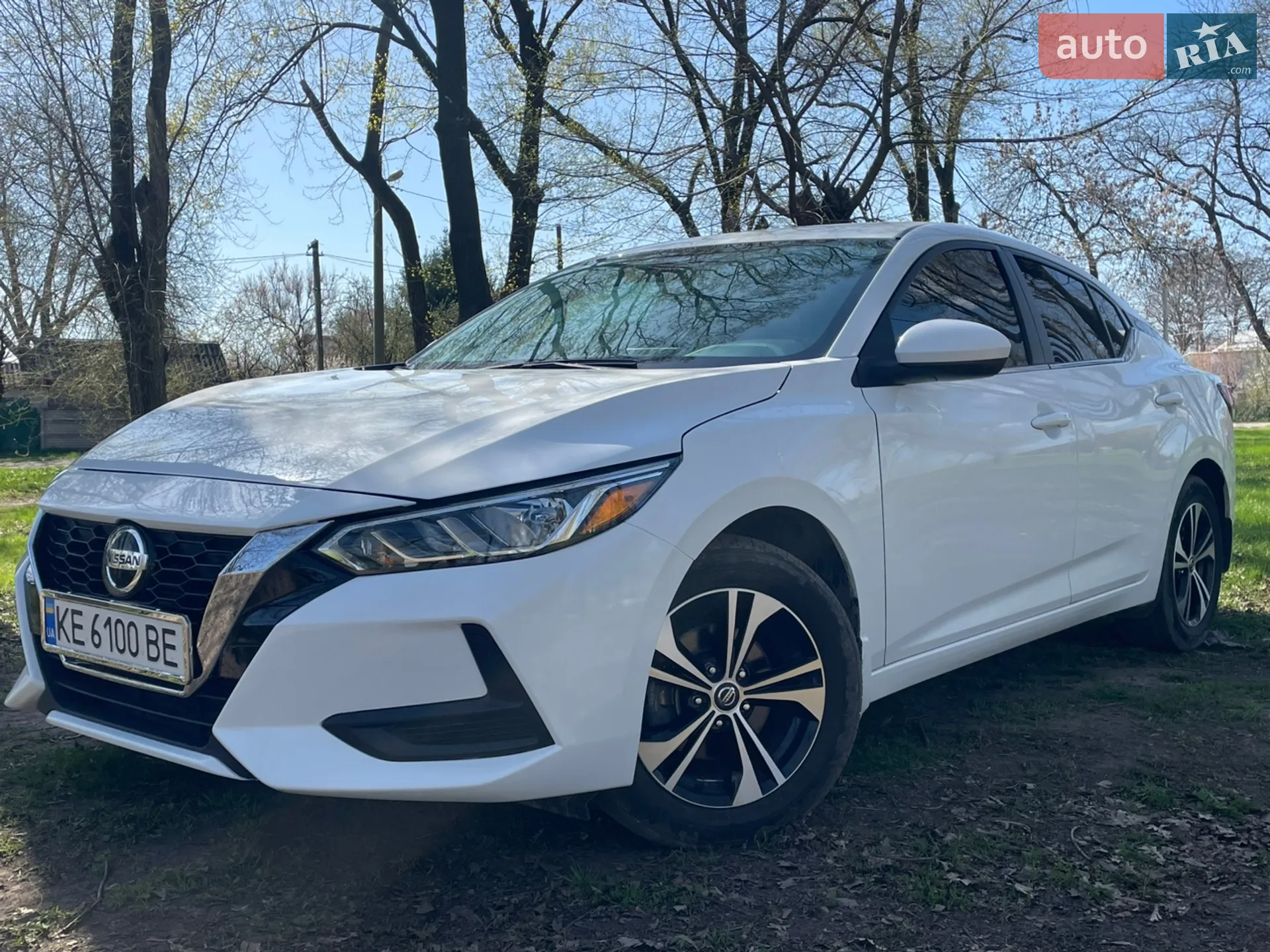 2022 Nissan Sentra - фото 1
