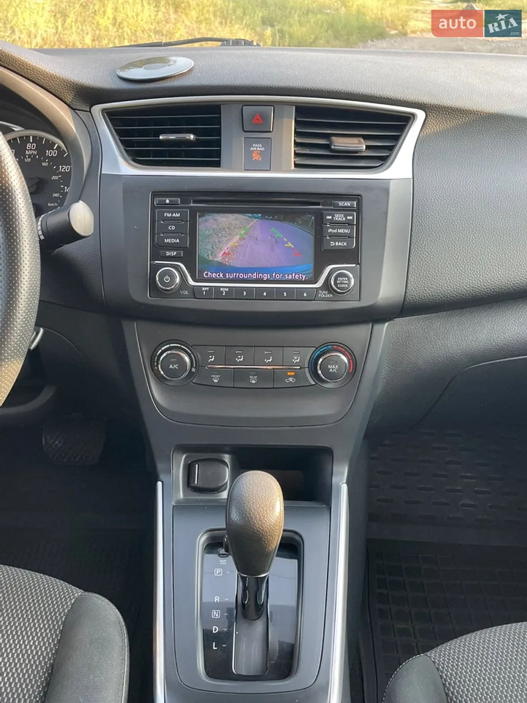 2018 Nissan Sentra - мініатюра 10