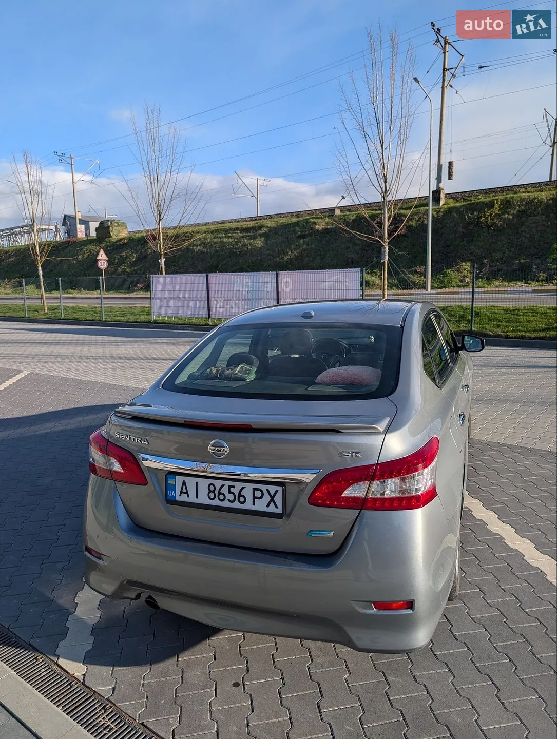 2013 Nissan Sentra - мініатюра 3