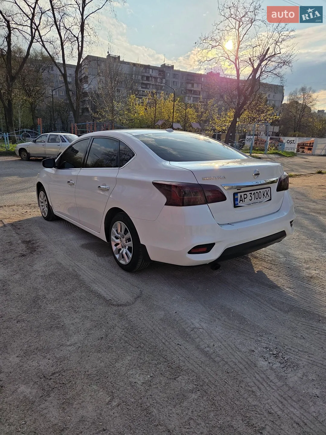 2016 Nissan Sentra - мініатюра 10