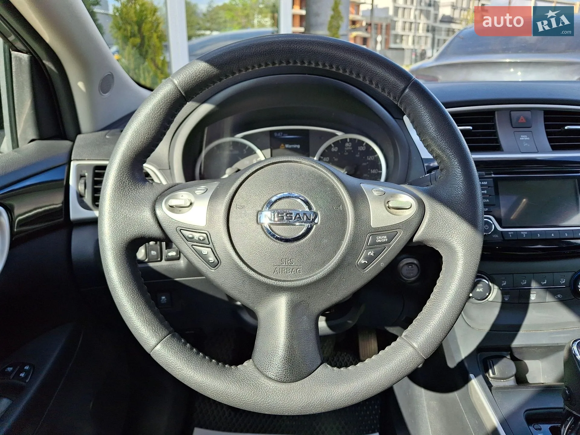 2017 Nissan Sentra - мініатюра 13