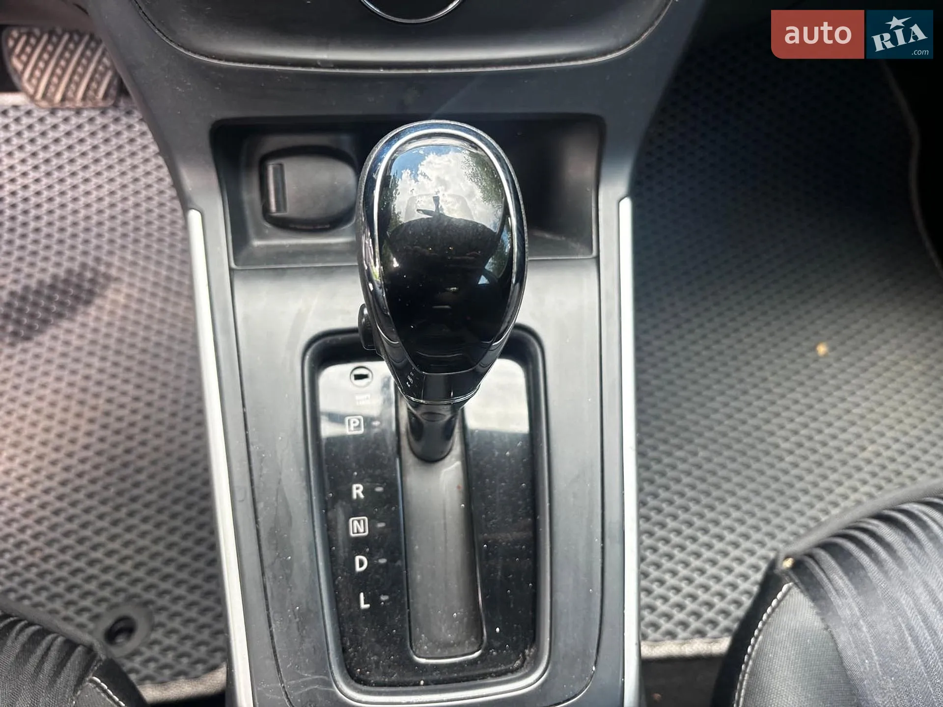 2017 Nissan Sentra - мініатюра 23