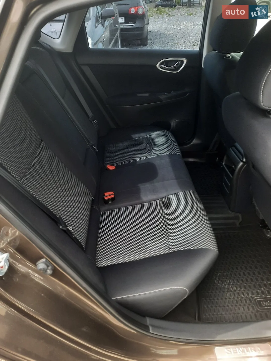 2015 Nissan Sentra - мініатюра 17