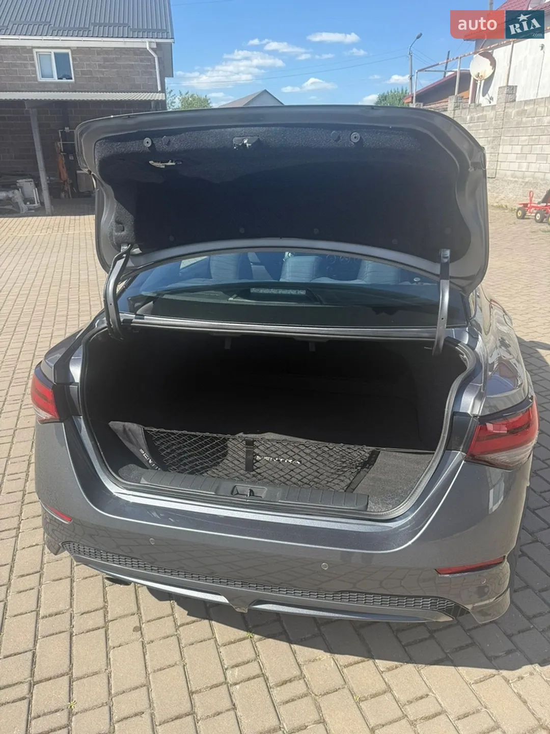 2022 Nissan Sentra - мініатюра 11