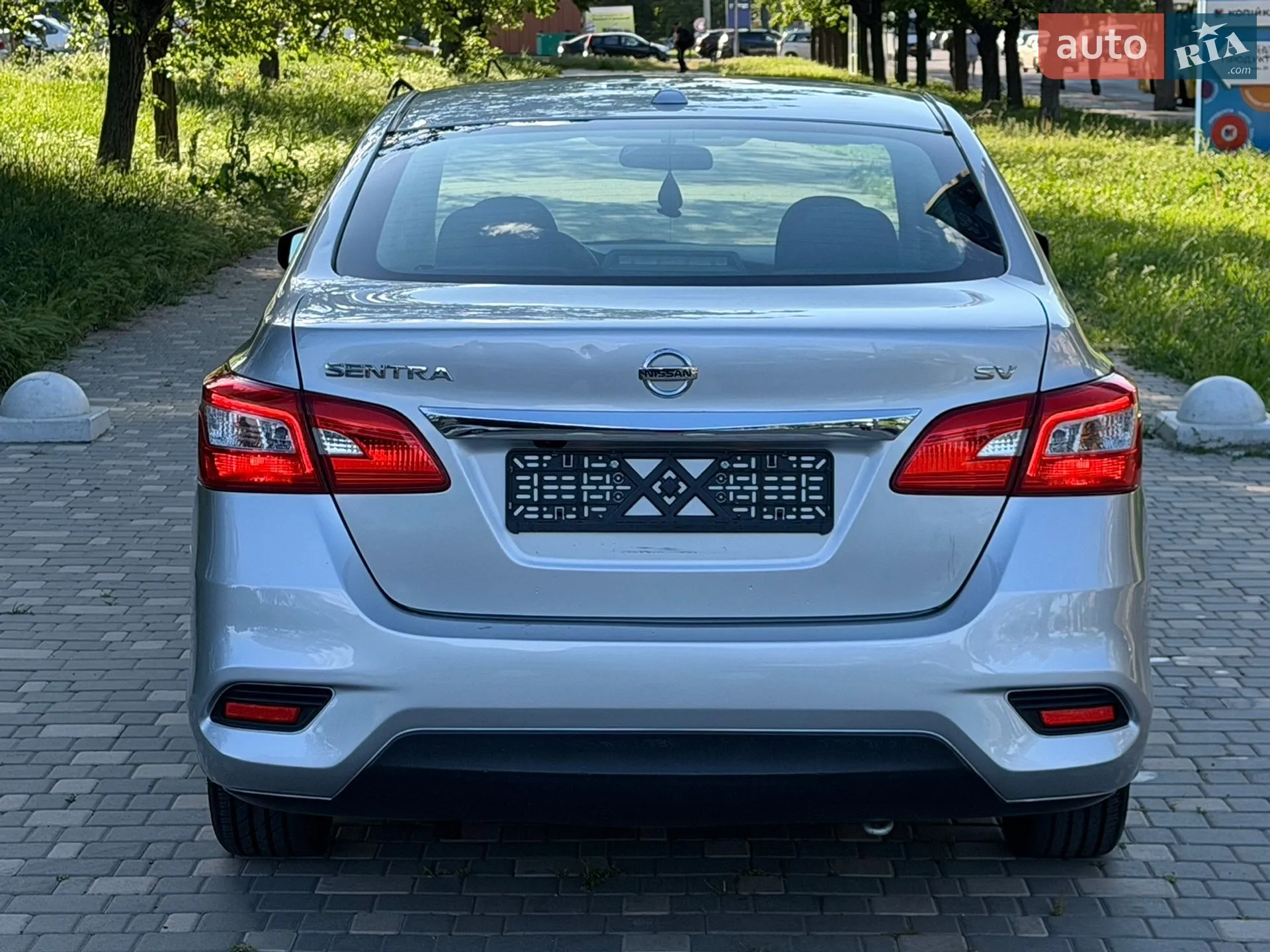 2017 Nissan Sentra - мініатюра 4