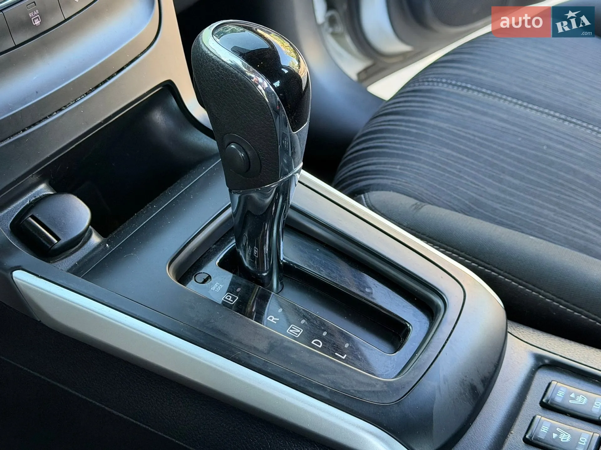 2017 Nissan Sentra - мініатюра 51