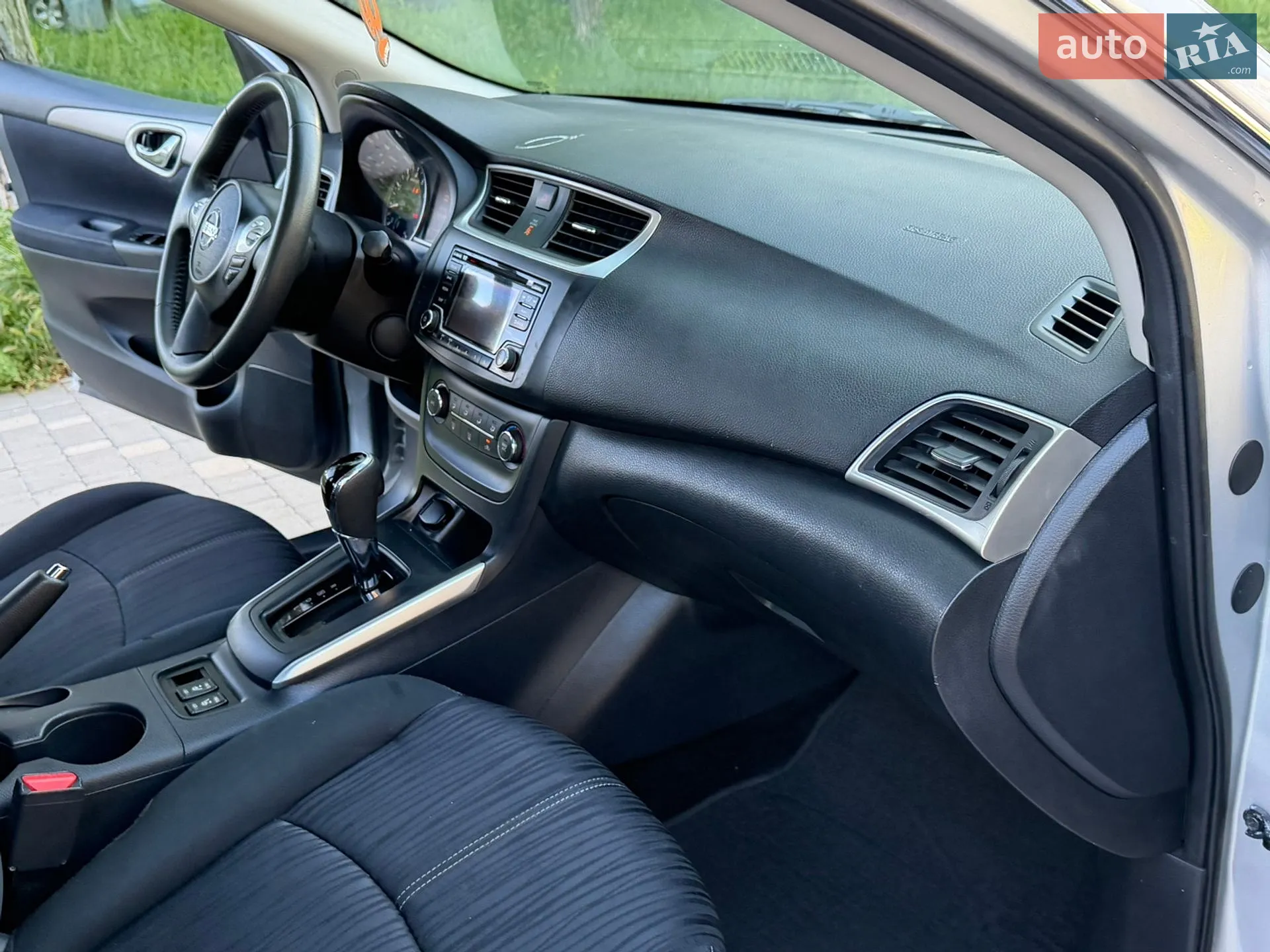 2017 Nissan Sentra - мініатюра 56