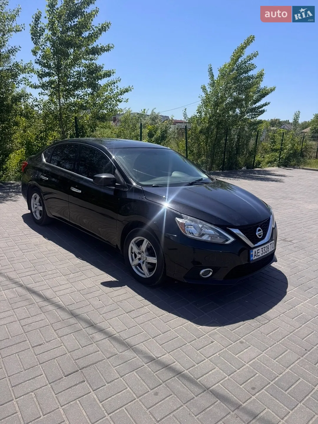 2017 Nissan Sentra - мініатюра 2