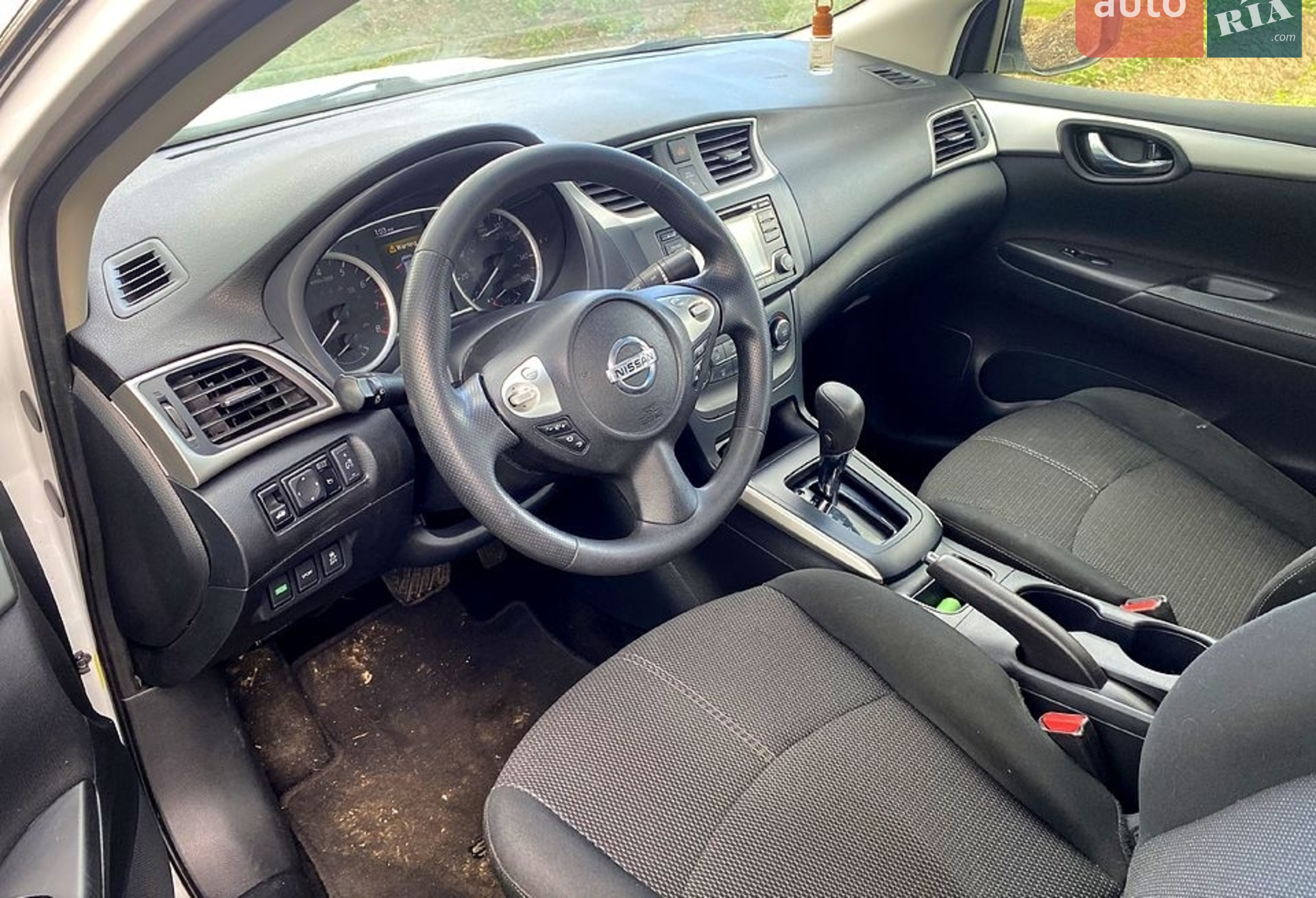 2018 Nissan Sentra - мініатюра 3