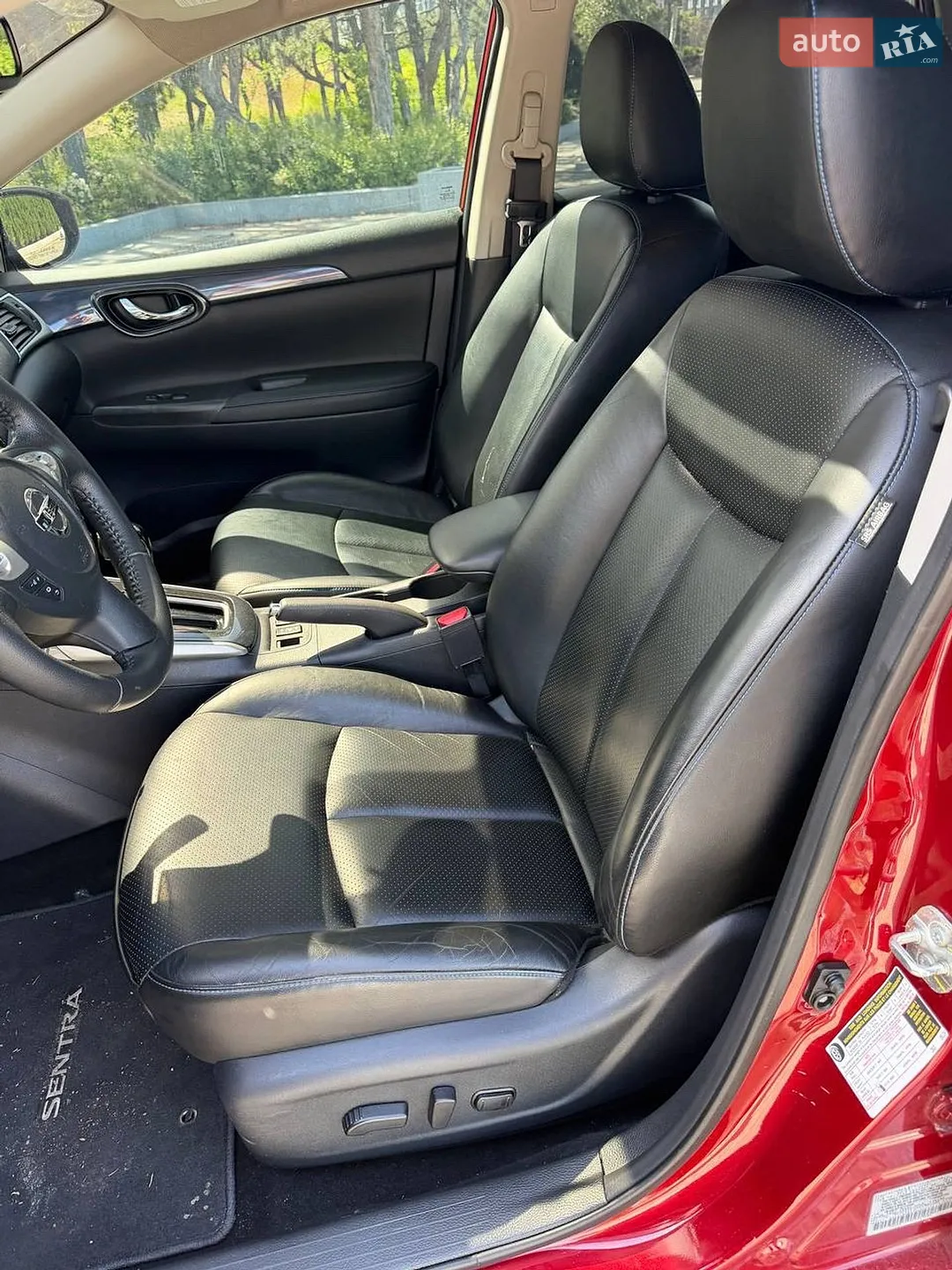 2019 Nissan Sentra - мініатюра 12