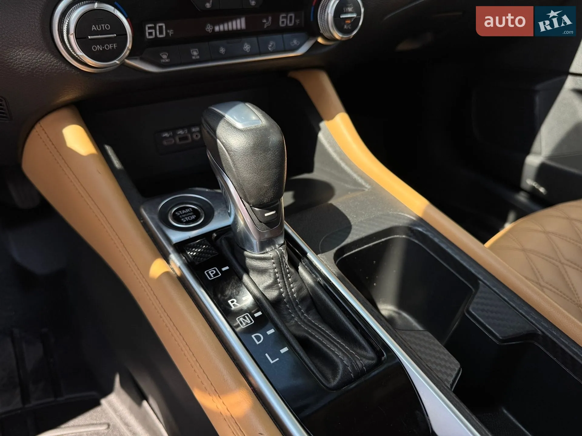 2021 Nissan Sentra - мініатюра 32