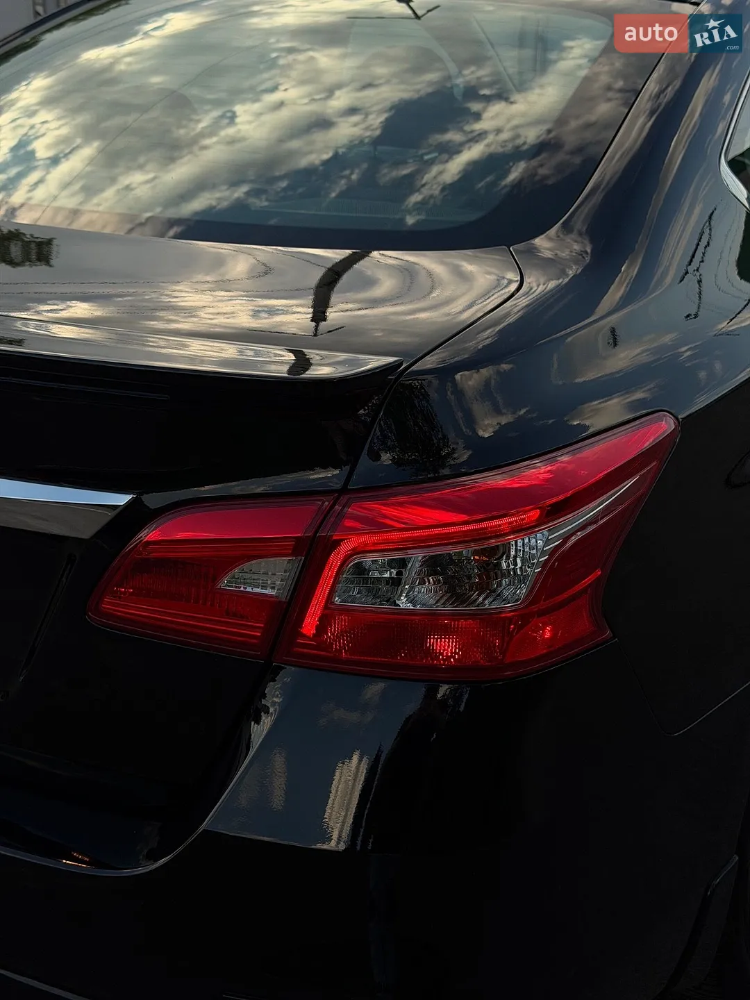 2017 Nissan Sentra - мініатюра 15