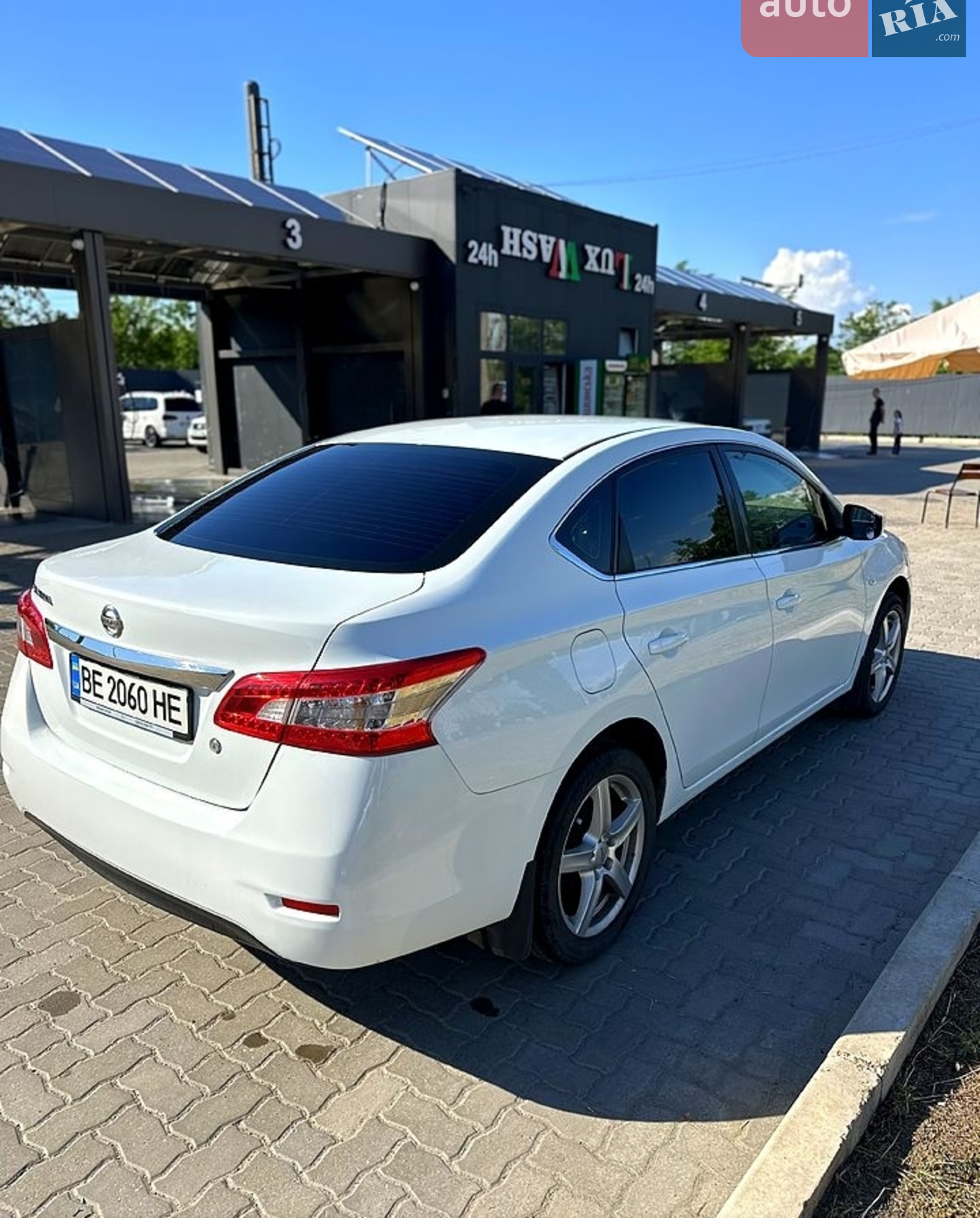 2015 Nissan Sentra - мініатюра 3