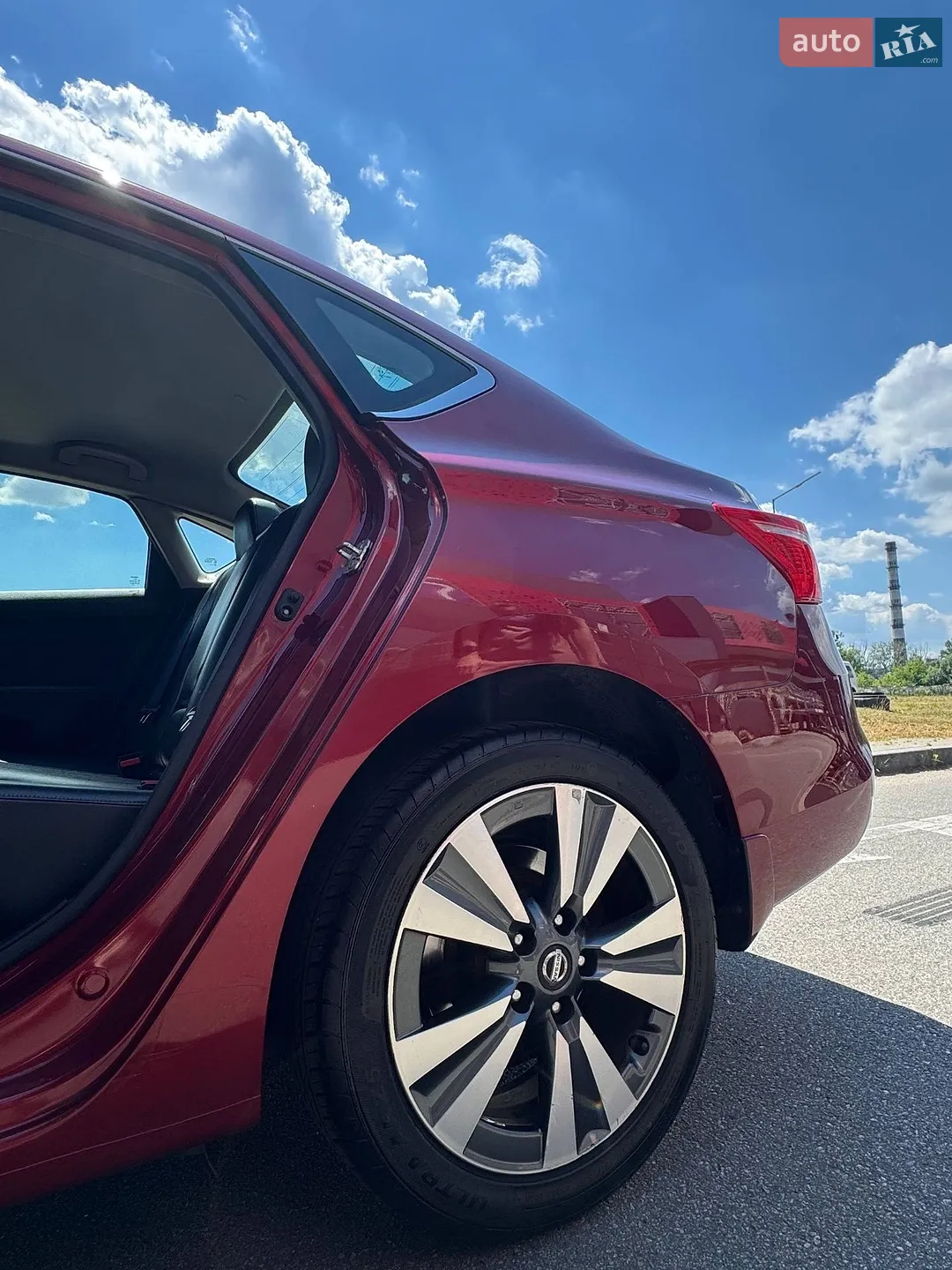 2017 Nissan Sentra - мініатюра 10