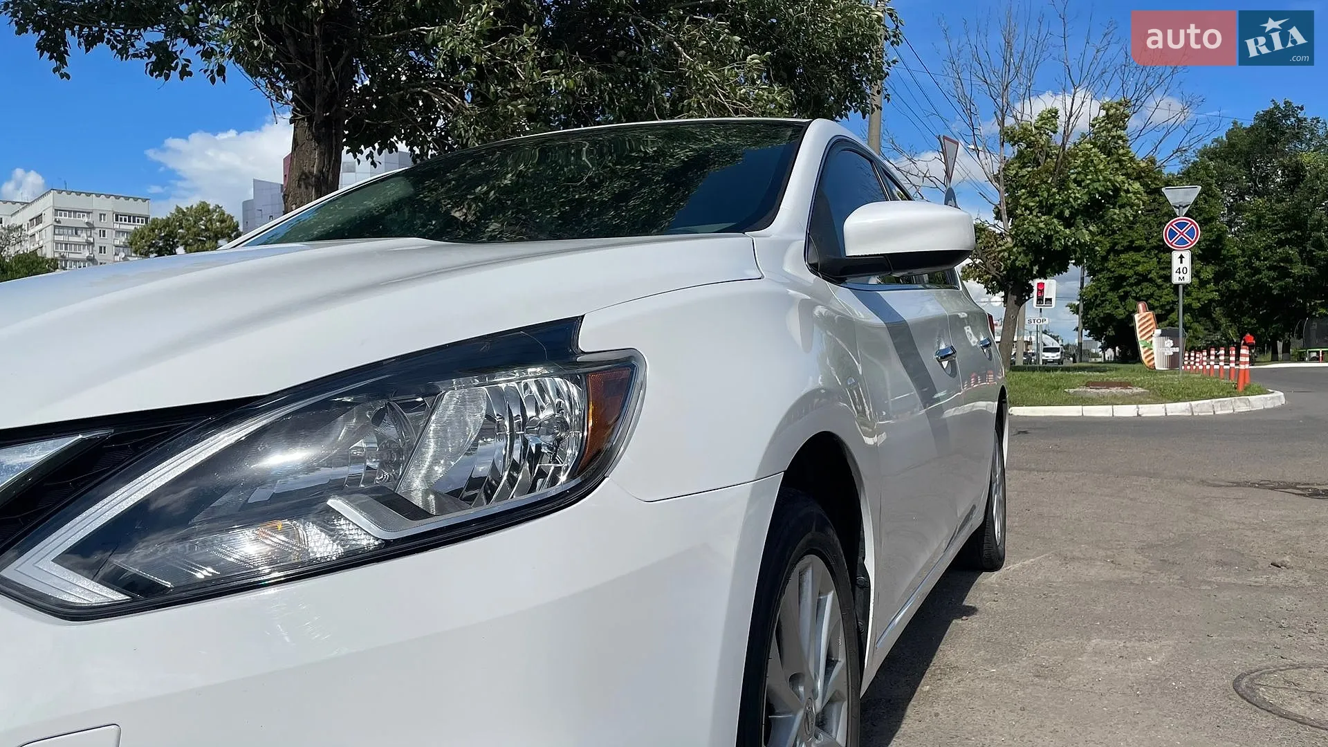 2019 Nissan Sentra - мініатюра 3