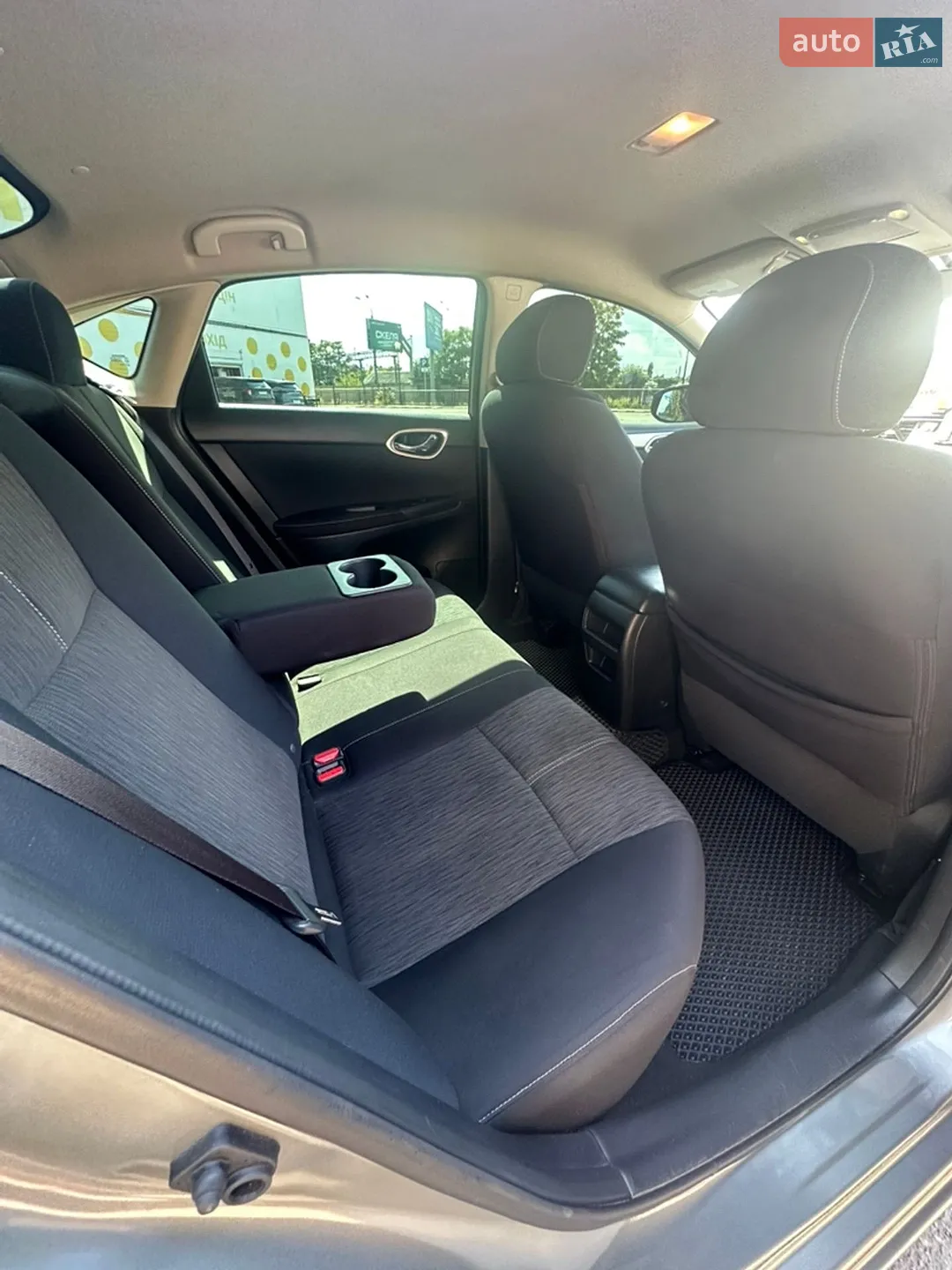 2013 Nissan Sentra - мініатюра 30