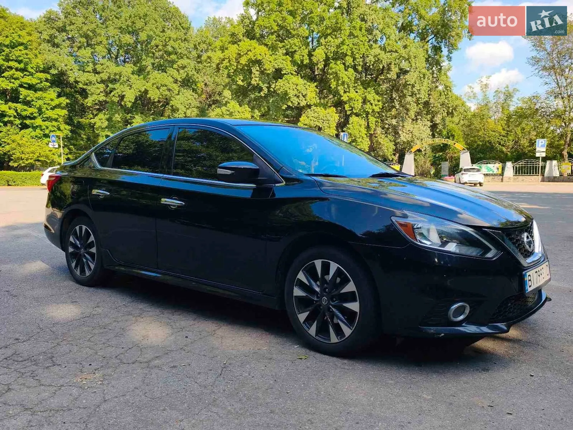 2019 Nissan Sentra - мініатюра 4