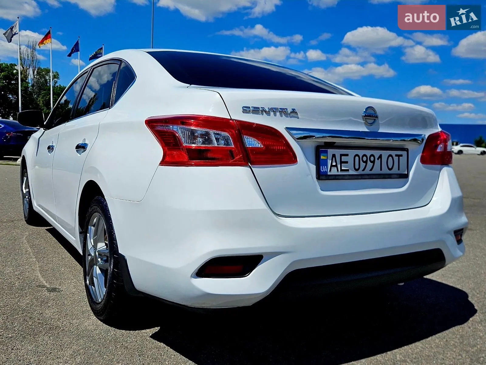 2017 Nissan Sentra - мініатюра 9