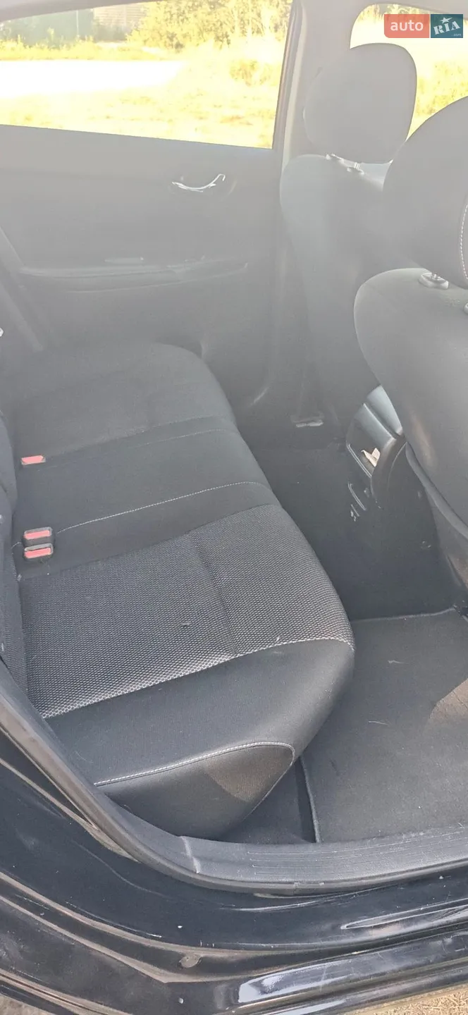 2019 Nissan Sentra - мініатюра 5