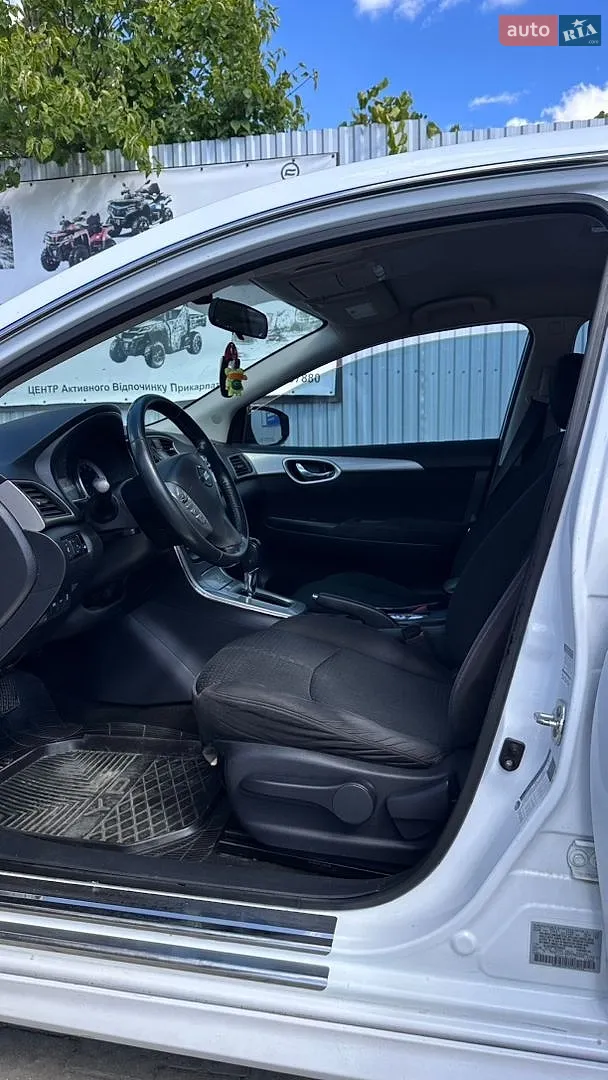 2014 Nissan Sentra - мініатюра 6
