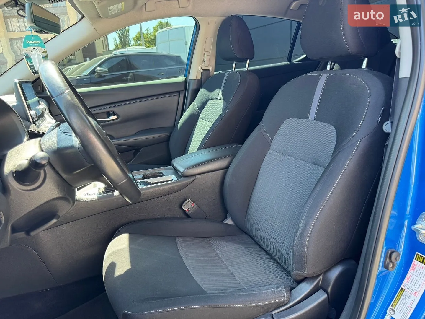 2022 Nissan Sentra - мініатюра 17
