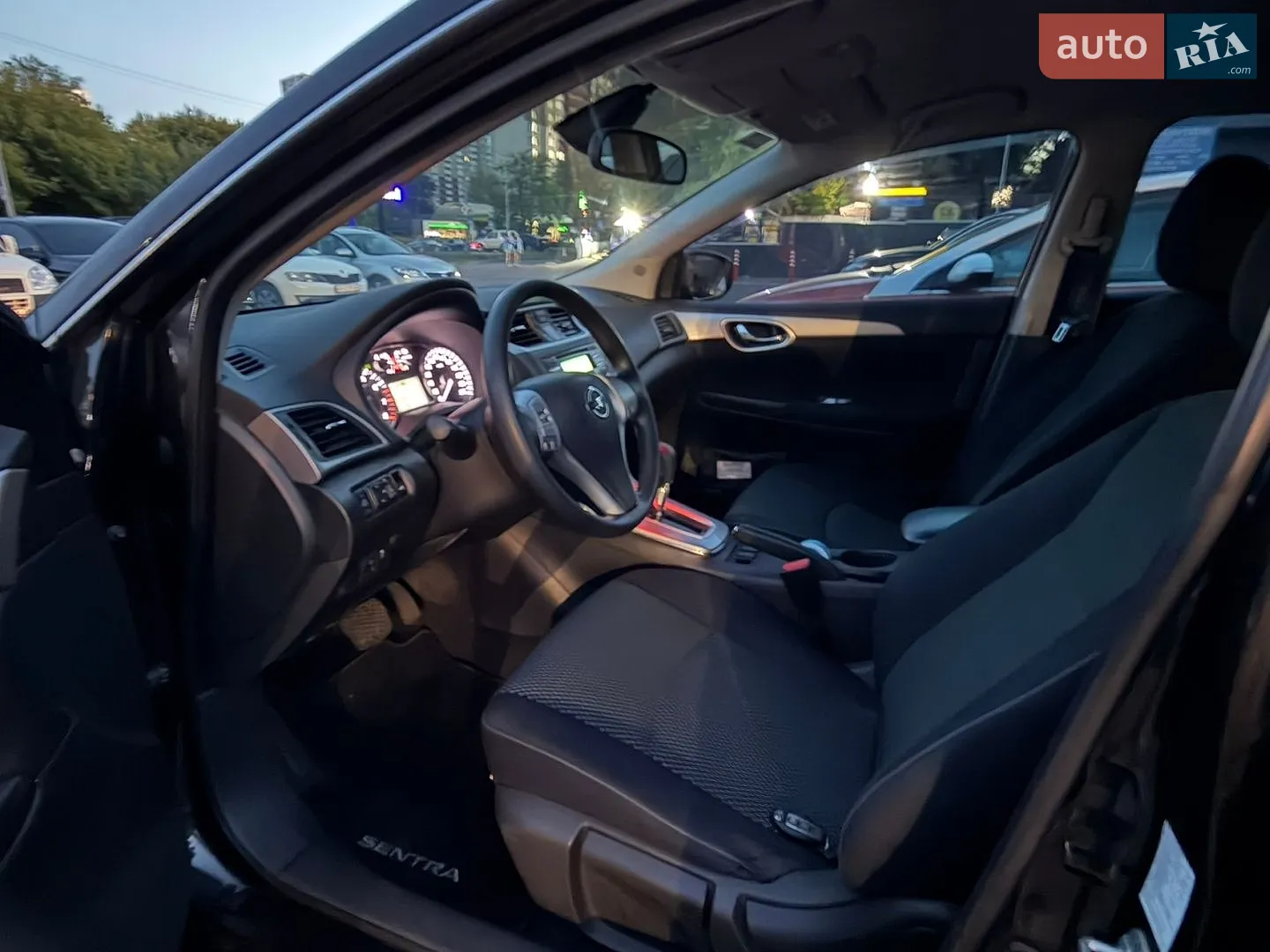 2015 Nissan Sentra - мініатюра 6