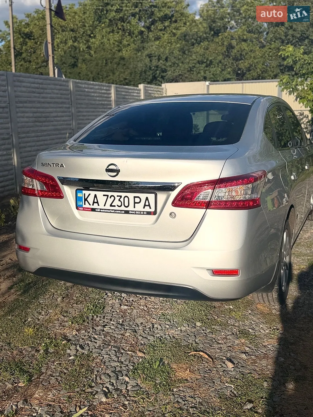 2015 Nissan Sentra - мініатюра 3