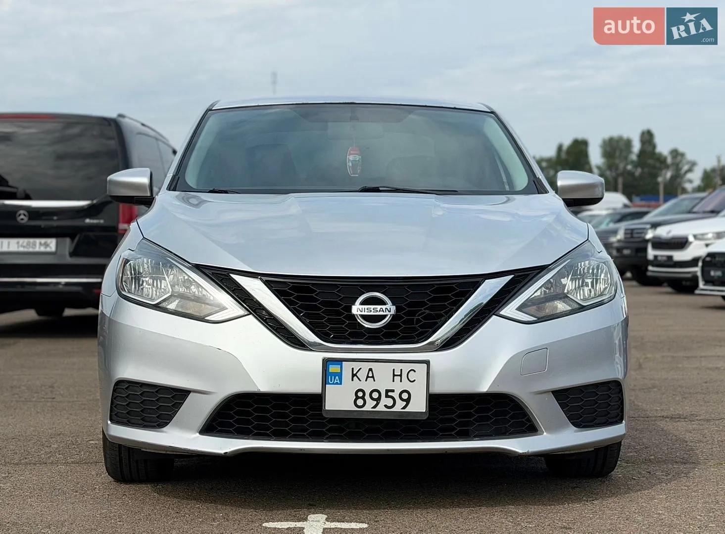 2016 Nissan Sentra - мініатюра 2