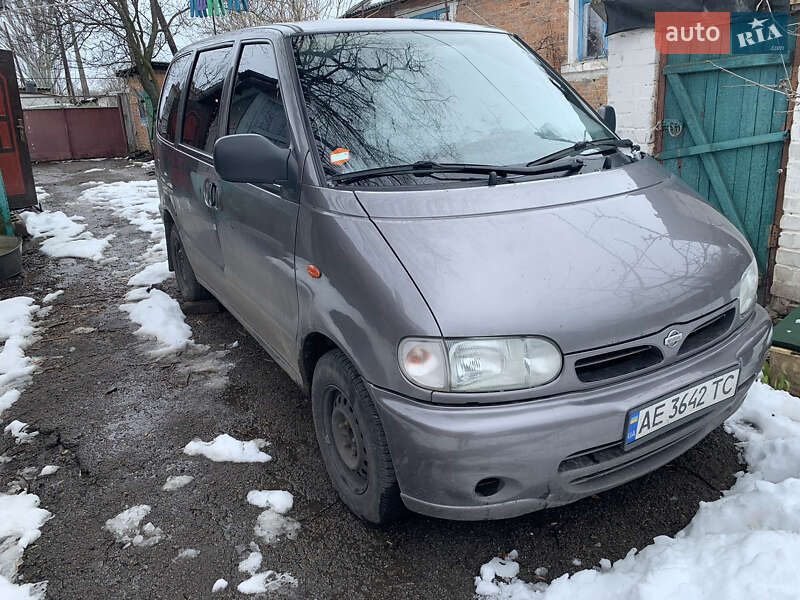 Минивэн Nissan Serena 1999 в Константиновке