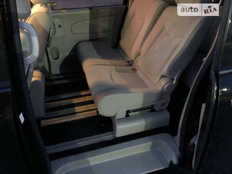 Минивэн Nissan Serena 2012 в Хусте