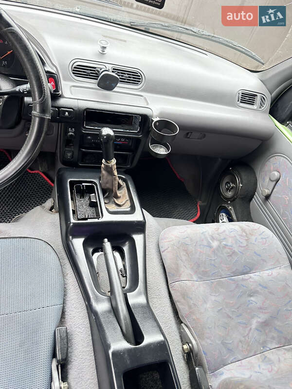 Мінівен Nissan Serena 1999 в Одесі